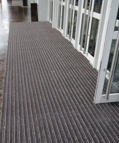 Outdoor Entrance Mat - Super Scraper - 2000 x 200 x 1.3 cm - Brown - PMS050001